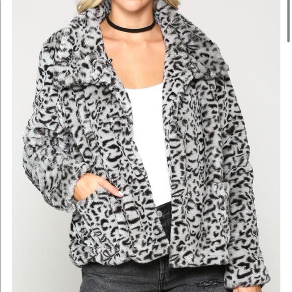 Keep Calm Plush Jacket - Picture 4 of 4